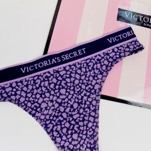 nwt victoria's secret logo no show seamless thong